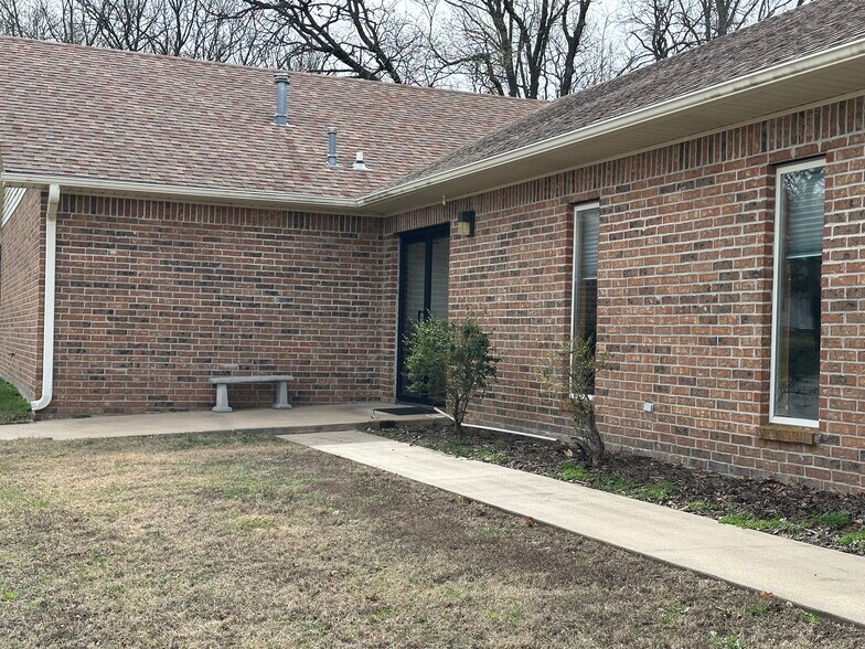 More Photos Of 3906 CR 2600, Dearing Specialty For Sale