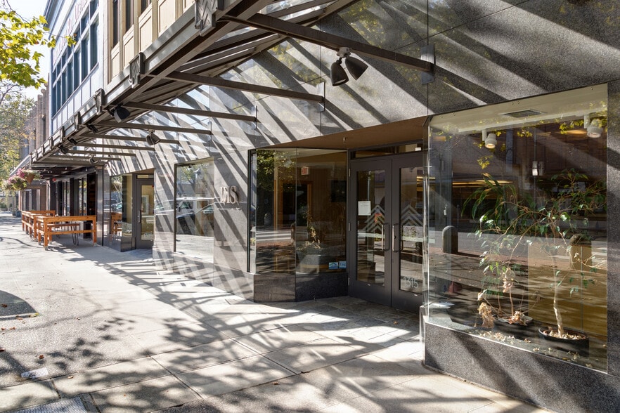 More Photos Of 1315 Cornwall Ave, Bellingham Office For Lease