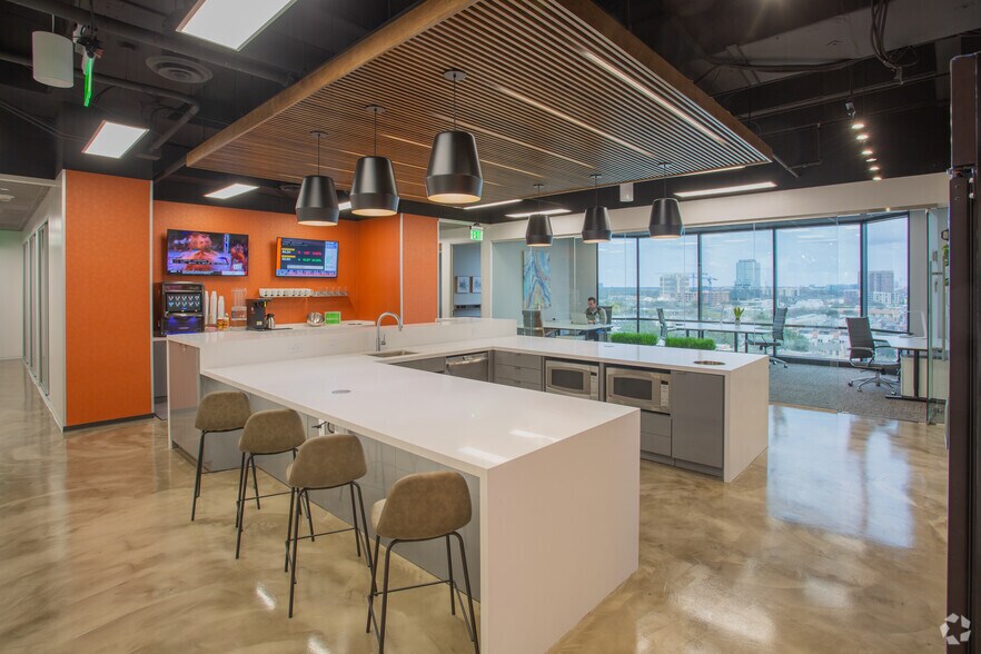 Photo of 9th Floor Ste 900