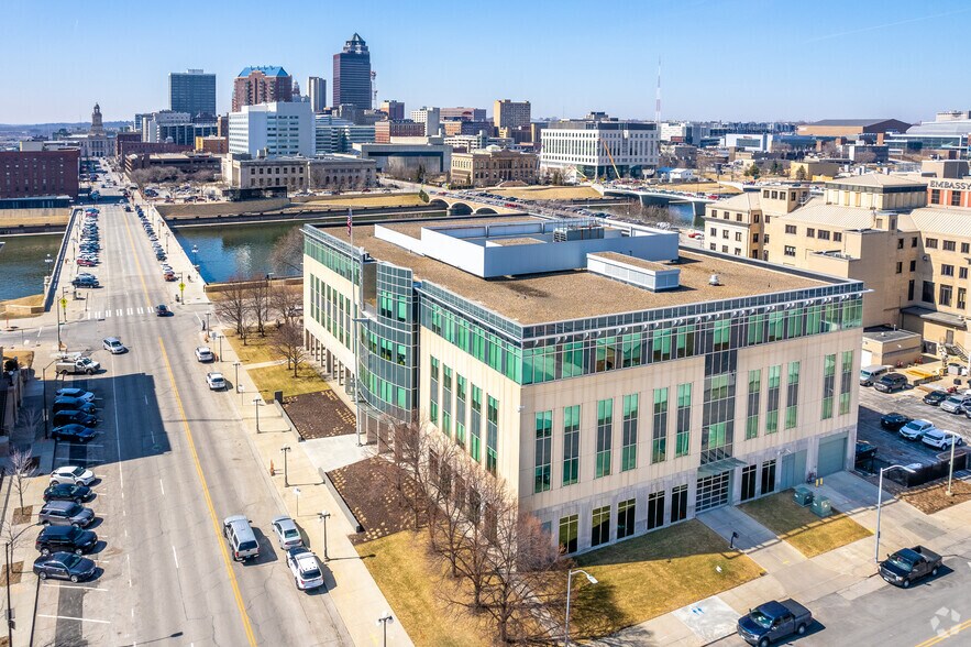 More Photos Of 110 E Court Ave, Des Moines Office For Lease