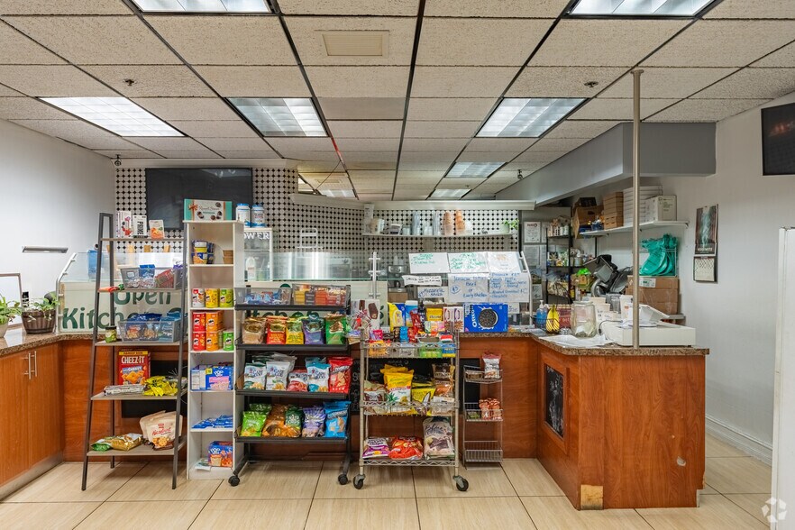 More Photos Of 2500 N Military Trl, Boca Raton Office For Lease