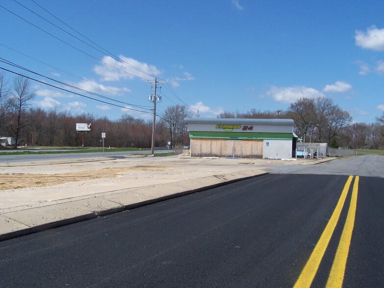 More Photos Of 4722 S Dupont Hwy, Townsend Service Station For Sale