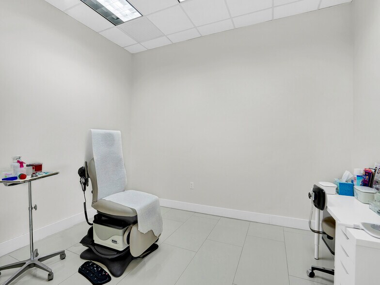 More Photos Of 1675 SW 27th Ave, Miami Medical For Sale