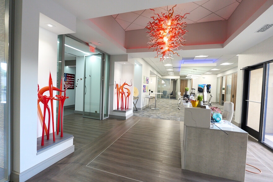 More Photos Of 7130 Buford Hwy, Atlanta Unknown For Lease