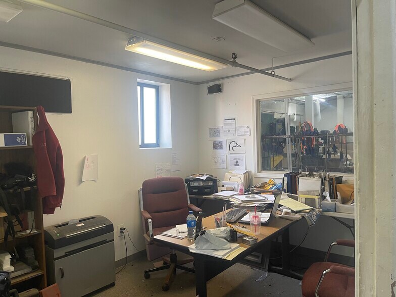 More Photos Of 1600 Marshall Ave SE, Grand Rapids Manufacturing For Lease