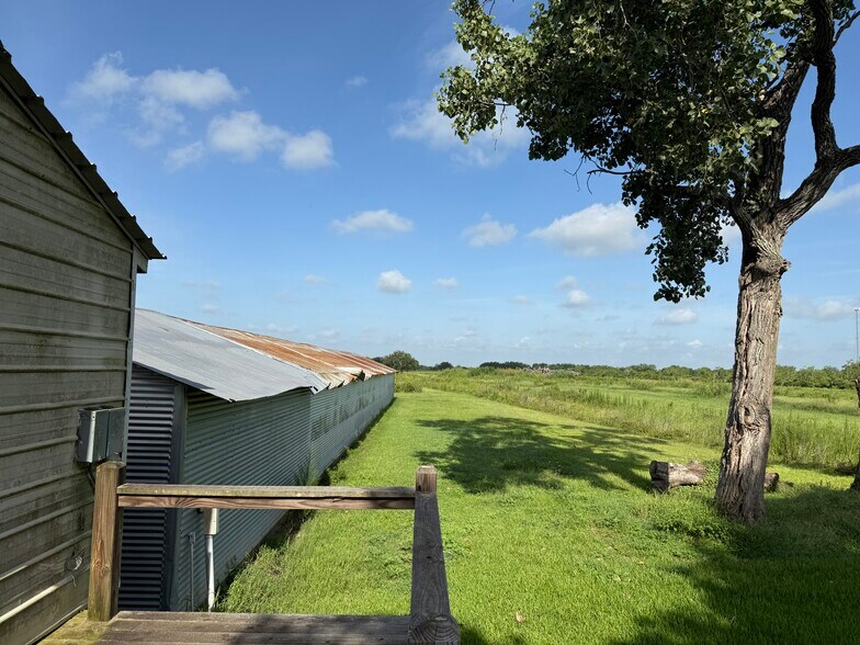 More Photos Of 525 Olede Devillier Road, Winnie Land For Sale