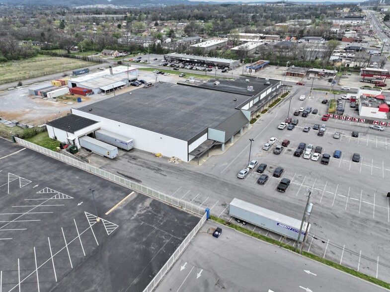 More Photos Of 3046-3050 Dickerson Pike, Nashville General Retail For Lease