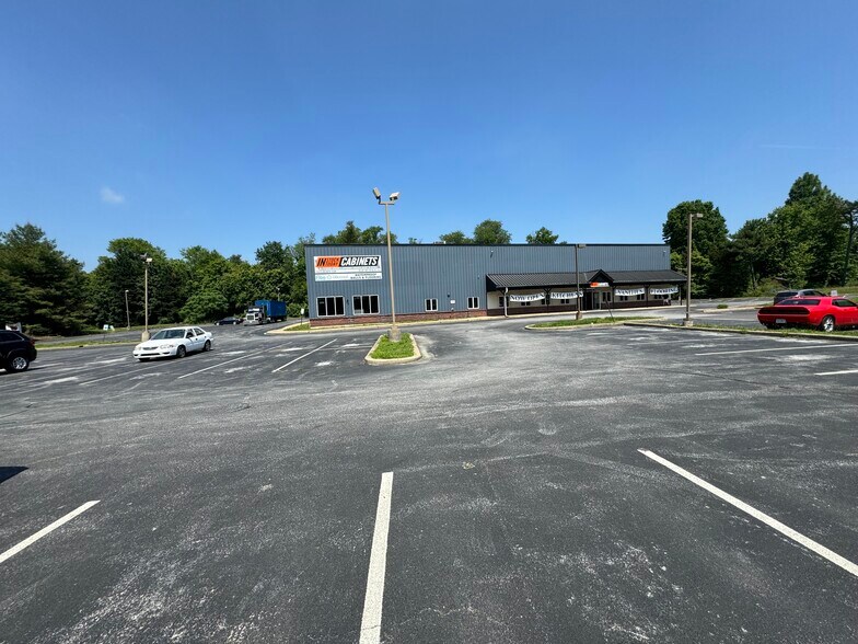 More Photos Of 835 Pulaski Hwy, Bear Health Club For Sale