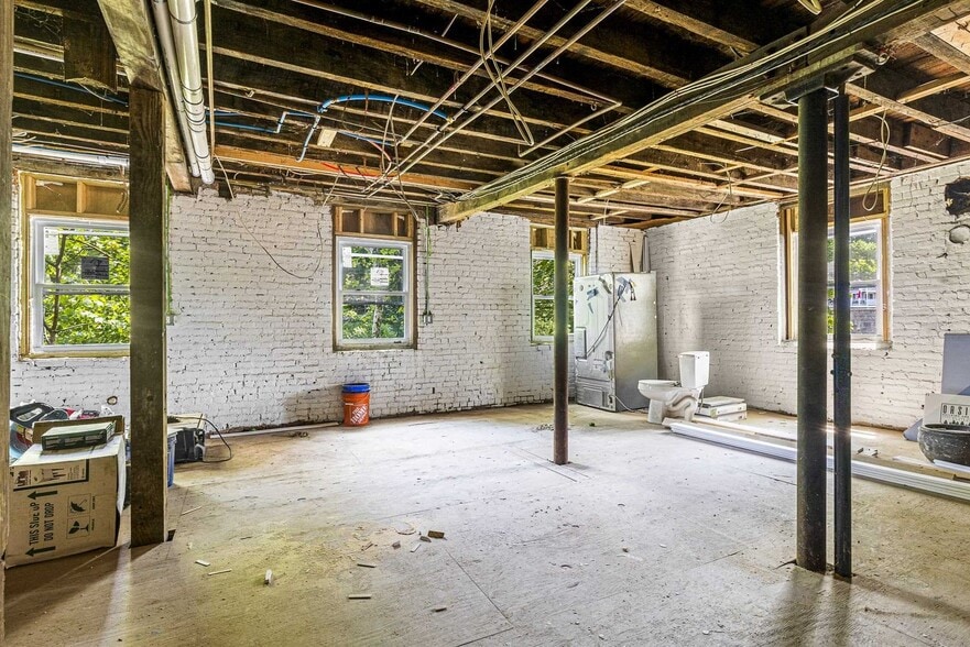 More Photos Of 2674 W Main St, Wappingers Falls Apartments For Lease