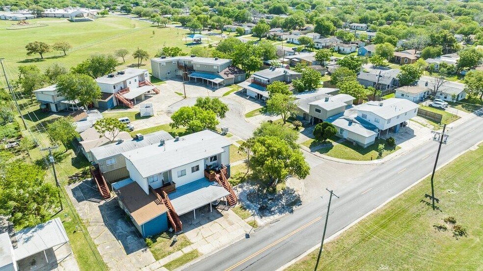 More Photos Of 3908 Verner Cir, Corpus Christi Apartments For Sale