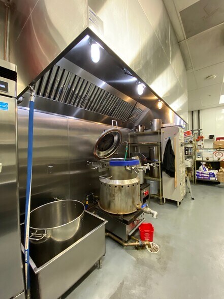 More Photos Of 750 S Grand Ave, Los Angeles Apartments For Lease