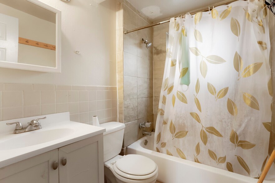 More Photos Of 2970 Eliot Cir, Westminster Apartments For Sale