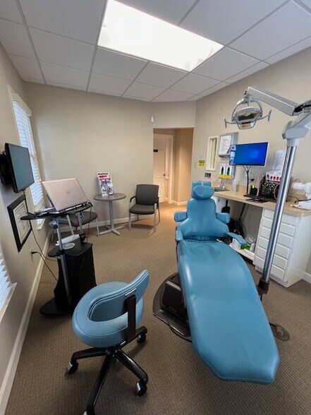 More Photos Of 6719 Fairview Rd, Charlotte Medical For Lease