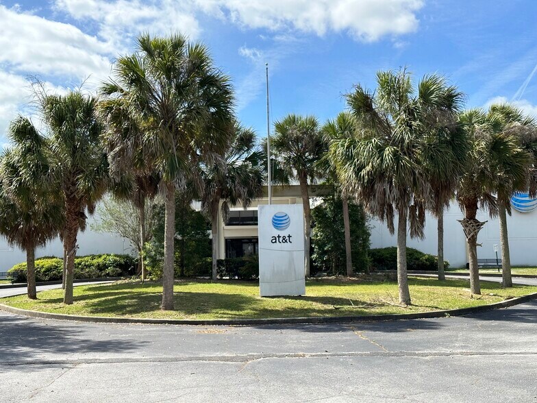 More Photos Of 5312 SW 6th Pl, Ocala Office For Lease