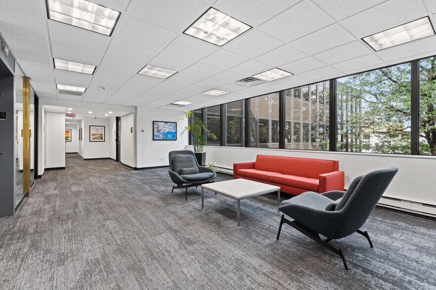 More Photos Of 1400 E Touhy Ave, Des Plaines Office For Lease