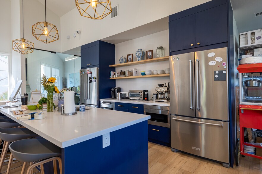 More Photos Of 27432 Calle Arroyo, San Juan Capistrano Office For Lease