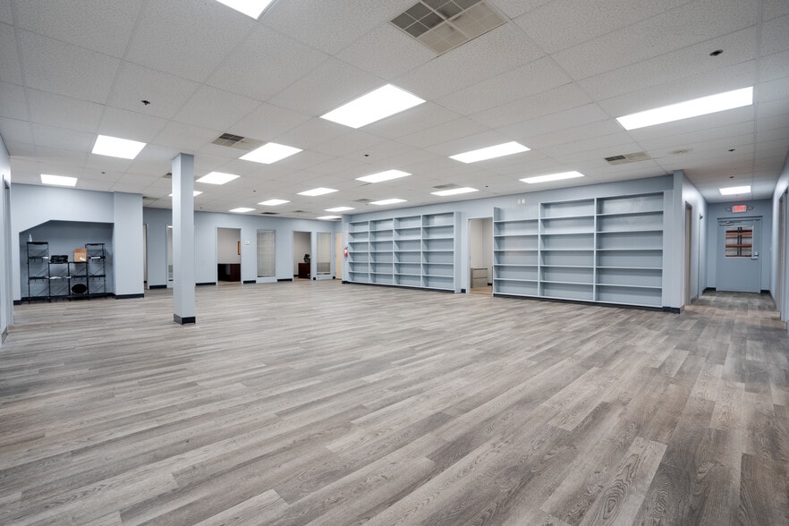 More Photos Of , Jeffersonville Industrial For Sale