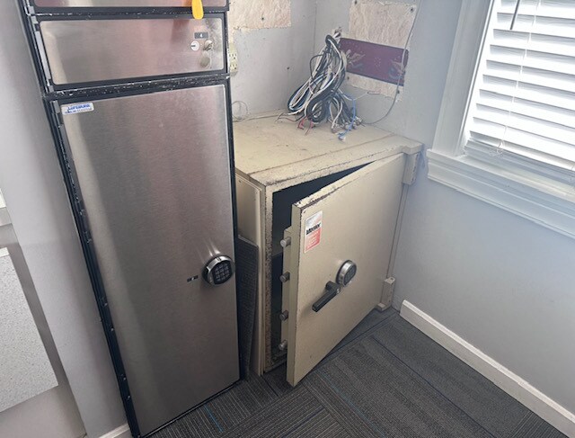 More Photos Of 565 Main St, Wellsville Office For Sale