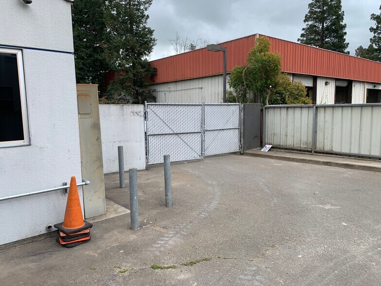 More Photos Of 2995 Dutton Ave, Santa Rosa Warehouse For Sale