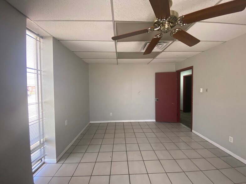More Photos Of 4003 S County Road 1294, Odessa Warehouse For Lease