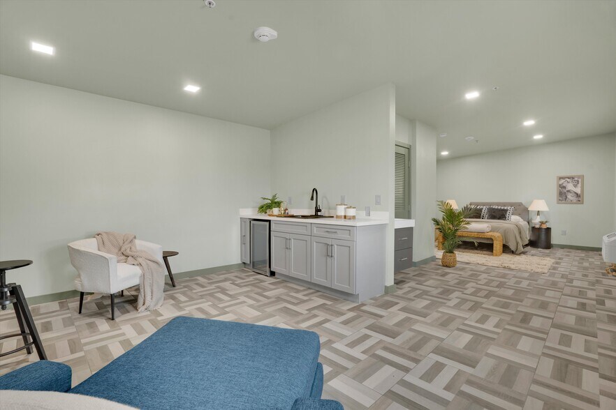 More Photos Of 640 State Highway 12, Rio Vista Hotel For Sale