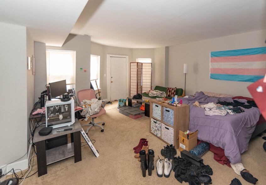 More Photos Of 50 W Biddle St, Baltimore Apartments For Sale