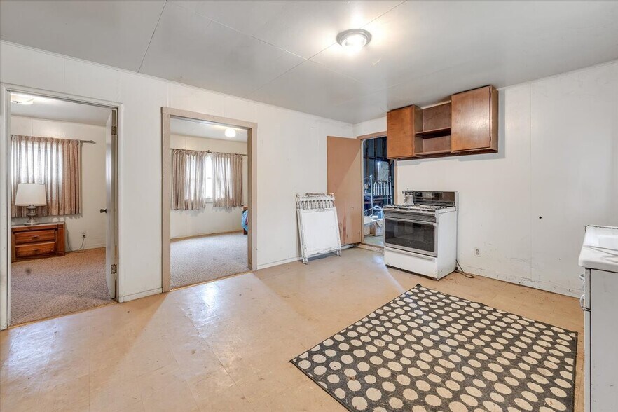 More Photos Of 18387 Chestnut Ave, Tuolumne Restaurant For Sale