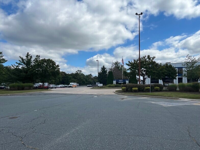 More Photos Of 4608 Appliance Dr, Belcamp Warehouse For Lease