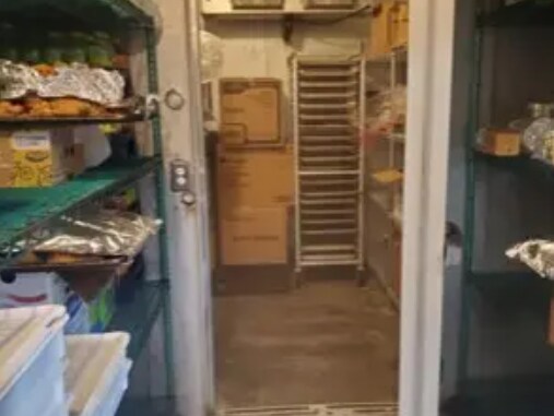More Photos Of 1861 Youngstown Rd SE, Warren Restaurant For Sale