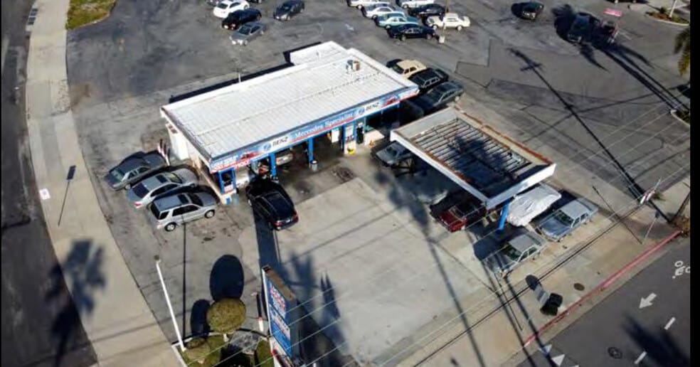 Primary Photo Of 1660 W 25th St, San Pedro Auto Repair For Sale