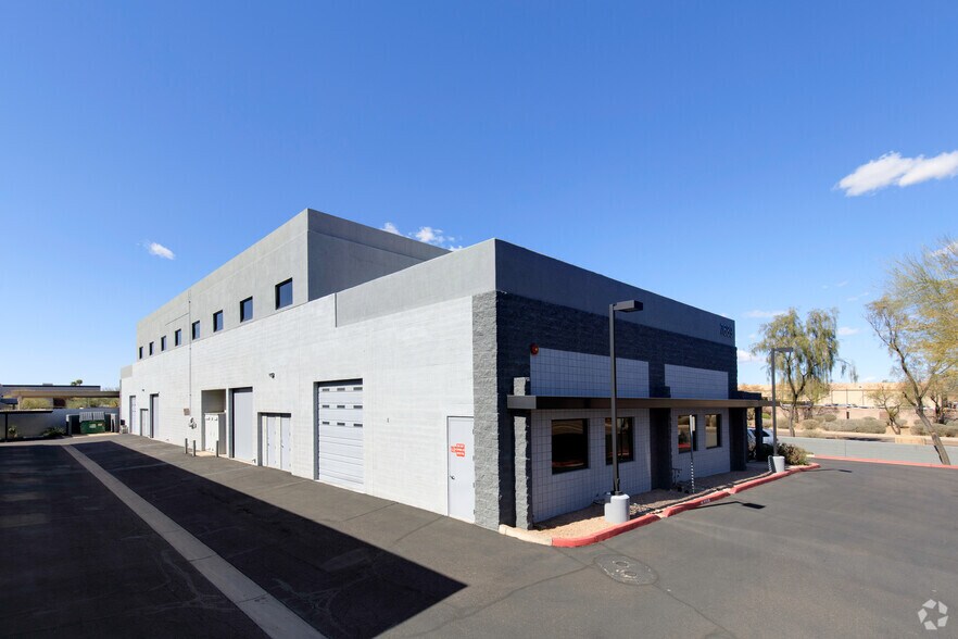 More Photos Of 7689 E Paradise Ln, Scottsdale Coworking Space