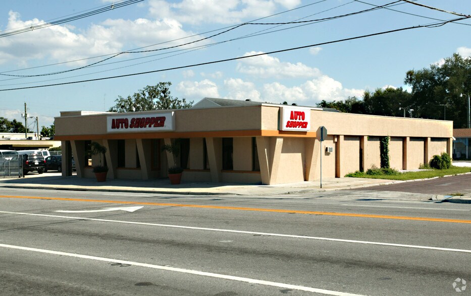 Primary Photo Of 1211 E Main St, Lakeland Auto Dealership For Lease