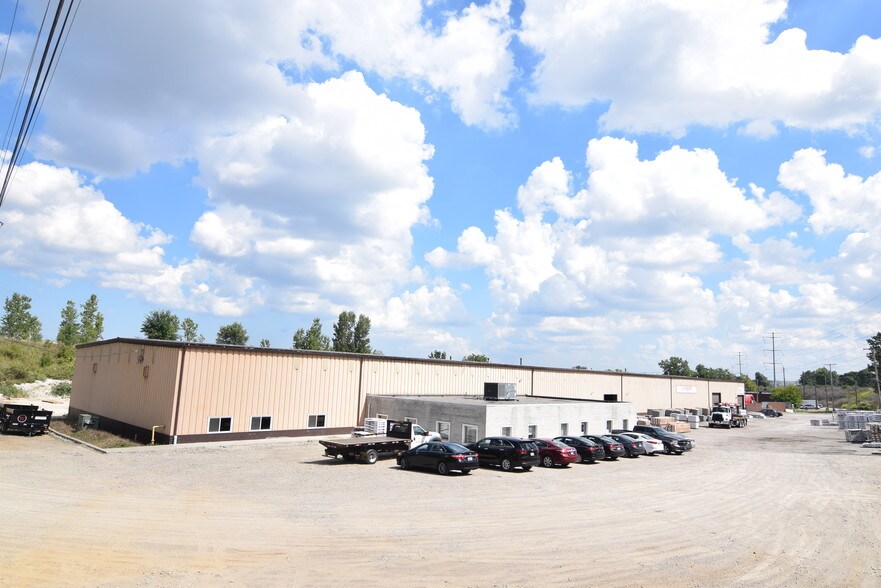 More Photos Of 5000 Van Epps Rd, Brooklyn Heights Warehouse For Lease