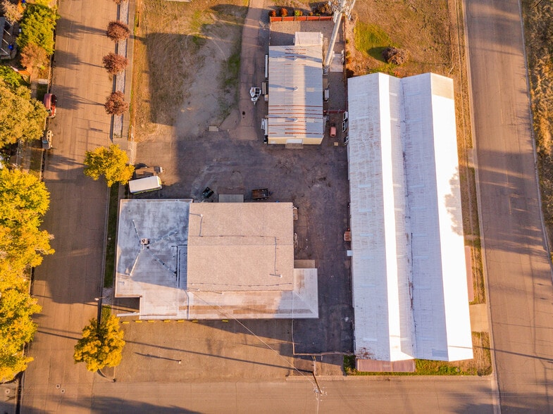 More Photos Of 515 Sycamore St, Red Bluff Industrial For Sale