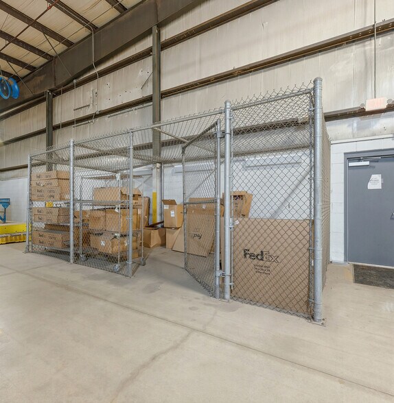 More Photos Of 3301 Bruening Ave SW, Canton Warehouse For Lease