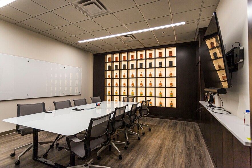 More Photos Of 2100 Watterson Trl, Louisville Warehouse For Sale