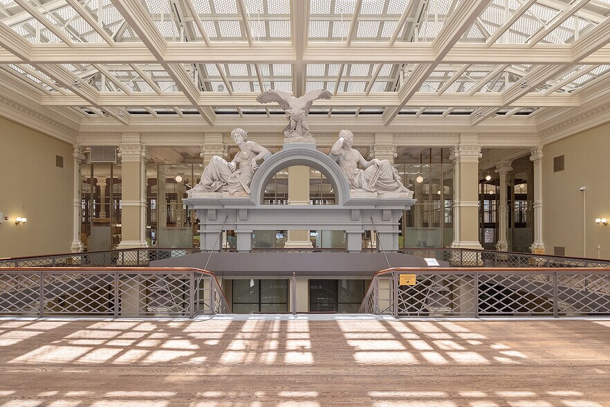 More Photos Of 815 Olive St, Saint Louis Office For Lease