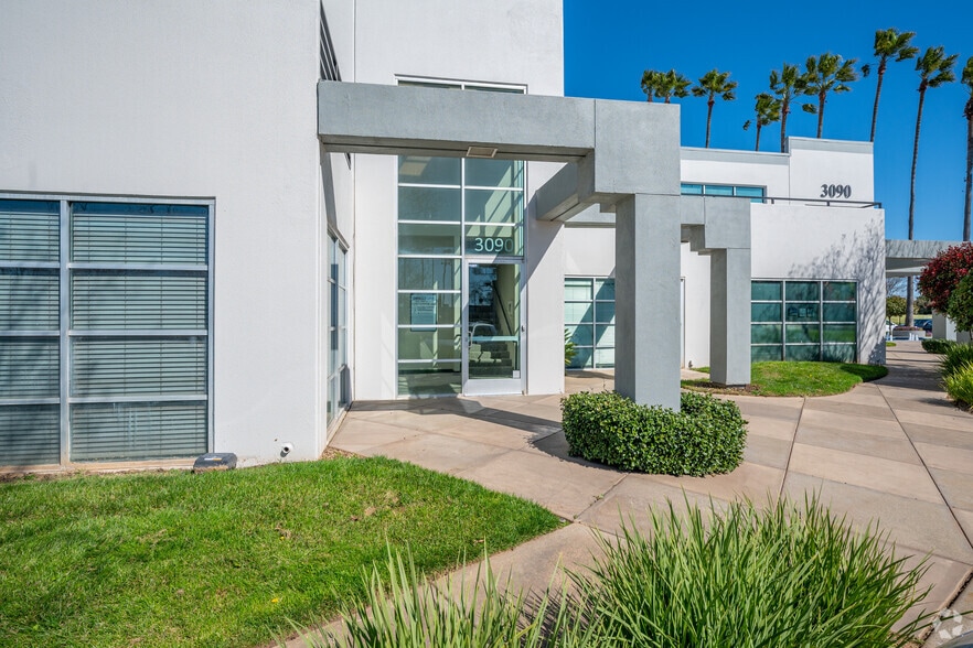 More Photos Of 3050 Fite Cir, Sacramento Unknown For Lease