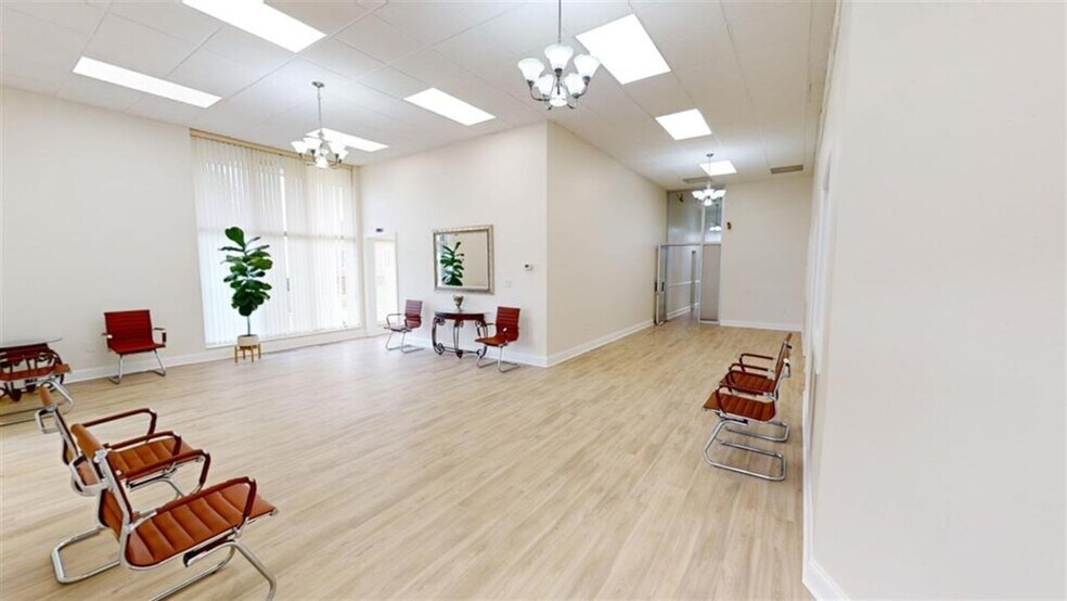 More Photos Of 218 W Main St, Auburn Office For Sale