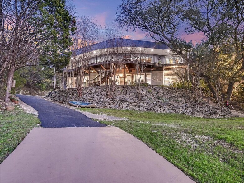 More Photos Of 13401 Bullick Hollow Rd, Austin Specialty For Sale