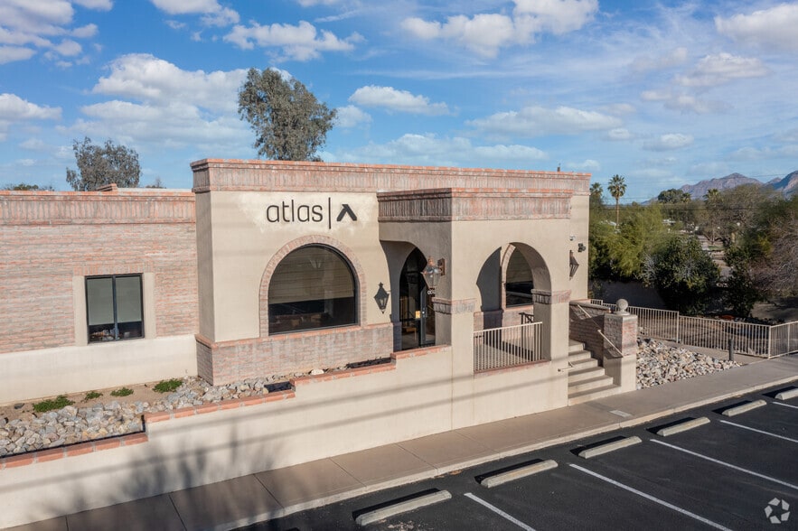 More Photos Of 1951 N Wilmot Rd, Tucson Medical For Lease