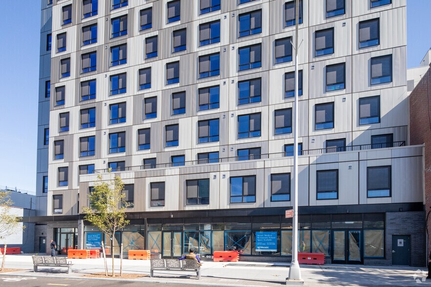 More Photos Of 1018 Beach 20th St, Far Rockaway Apartments For Lease