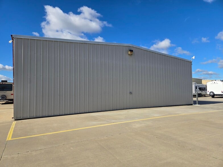 More Photos Of 1431 S Stockton St, Lodi Self Storage For Lease