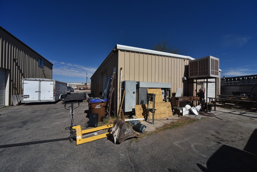 More Photos Of 3208 E District St, Tucson Warehouse For Sale