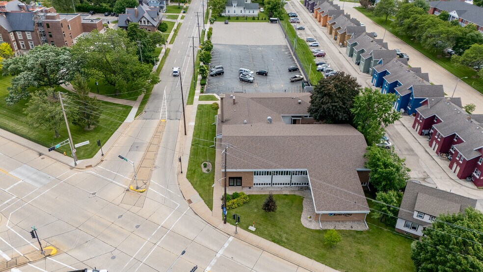 More Photos Of 1331 High Ave, Oshkosh Religious Facility For Sale