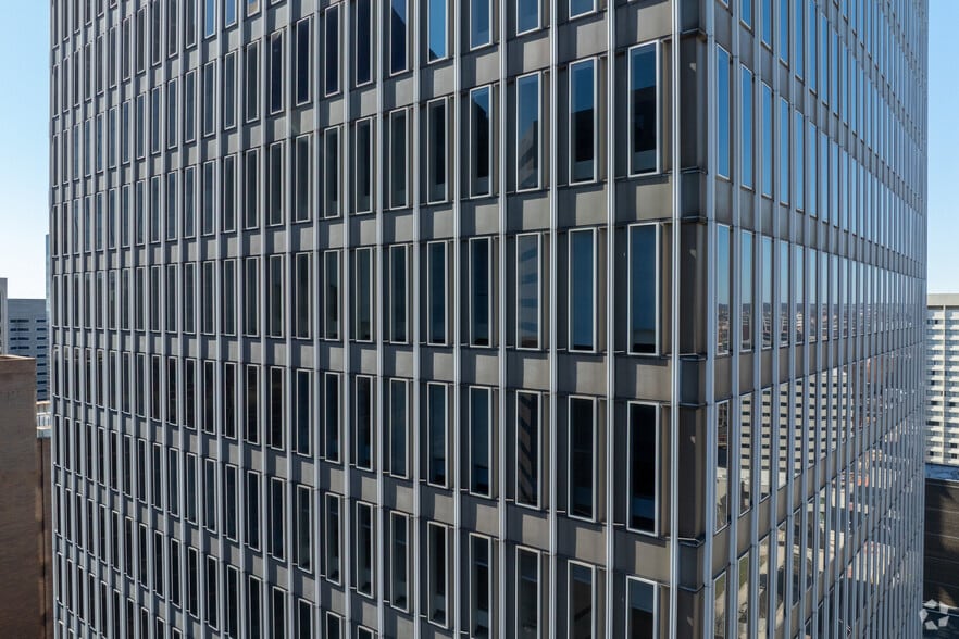 More Photos Of 1 N Charles St, Baltimore Office For Sale