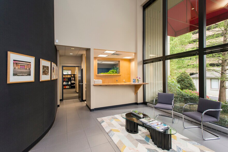 More Photos Of 107 Kenner Ave, Nashville Freestanding For Lease