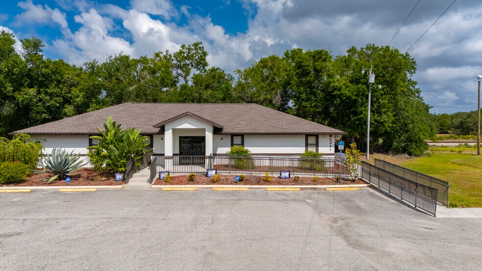 More Photos Of 5241 Highway 17, Arcadia Flex For Sale