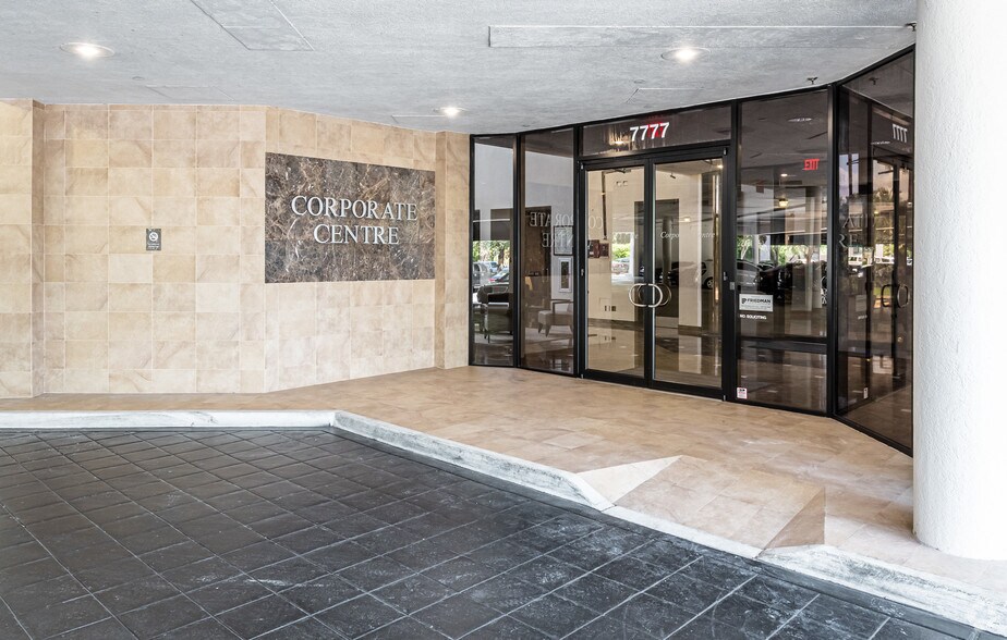 More Photos Of 7777 Glades Rd, Boca Raton Office For Lease