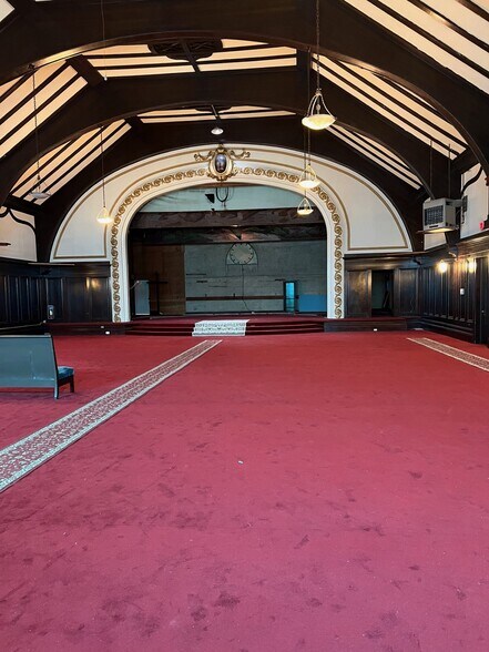Primary Photo Of 2135 Sutter St, San Francisco Religious Facility For Lease